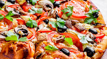 Les pizzas fait maison du restaurant Le Beau Soleil Les pizzas fait maison du restaurant Le Beau Soleil